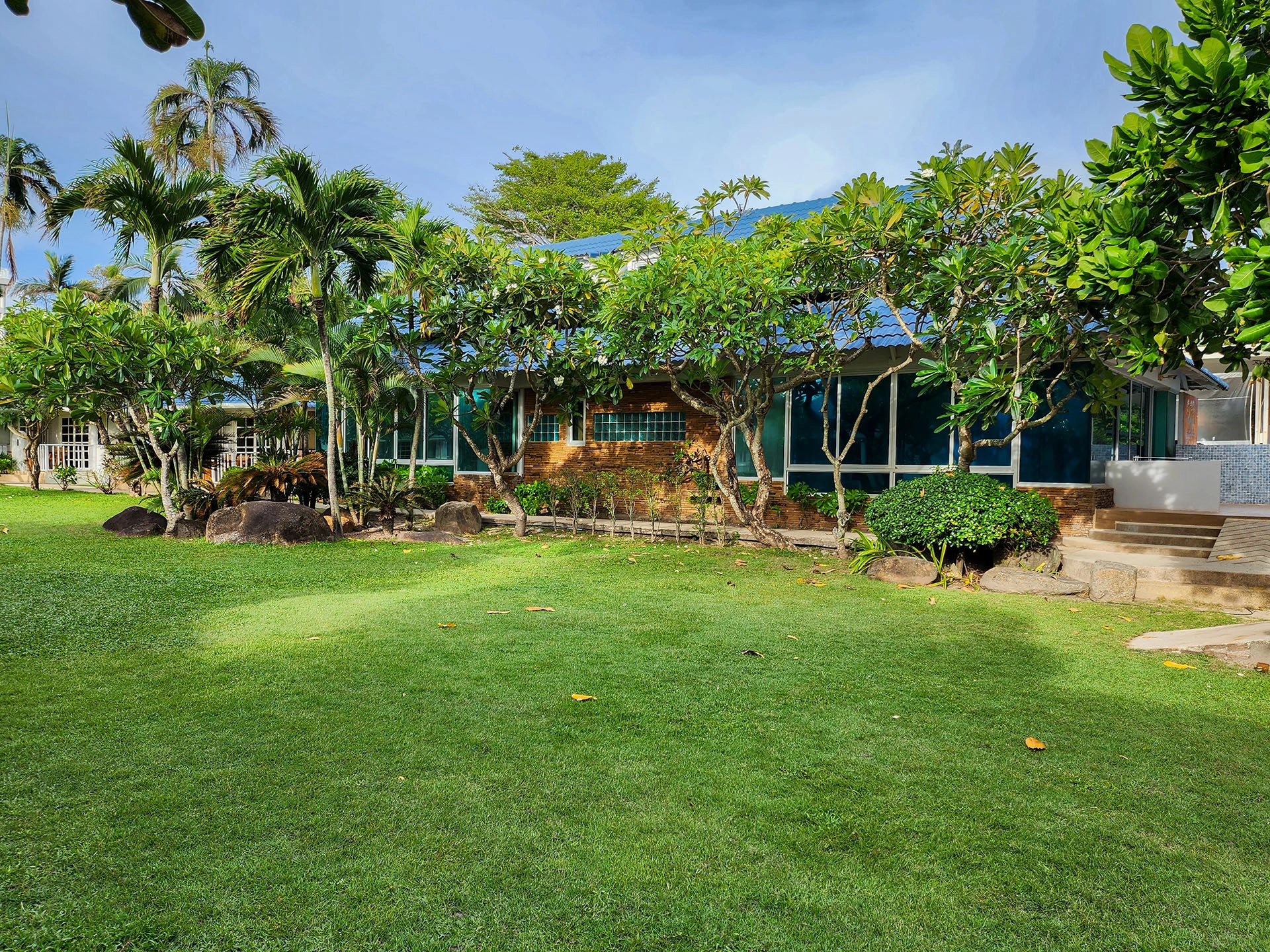Beach Front Family Pool Villa