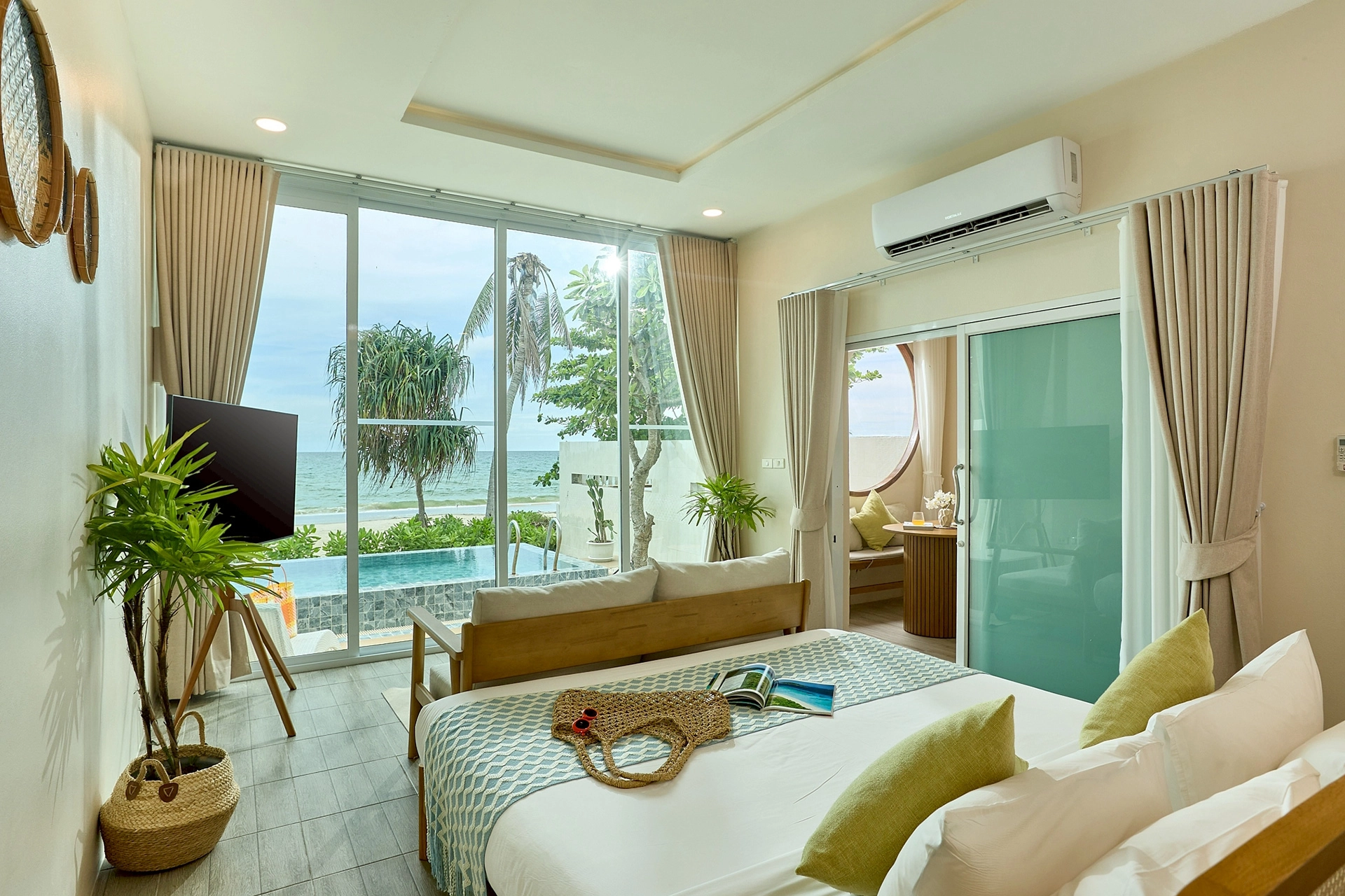 Beach Front Pool Villas