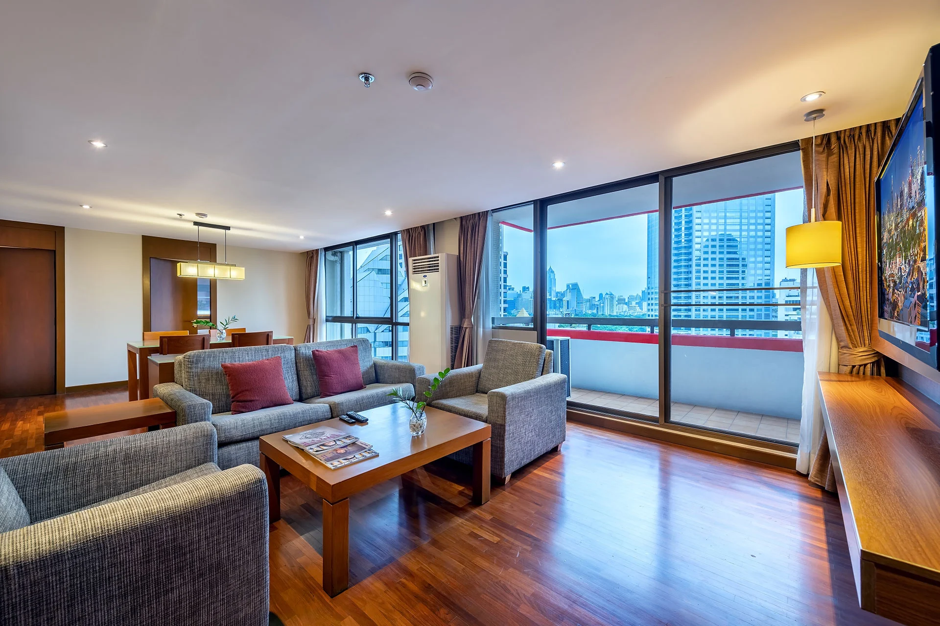 BandaraBangkok-Suite-and-Residences-2Bedroom-Resiedence11