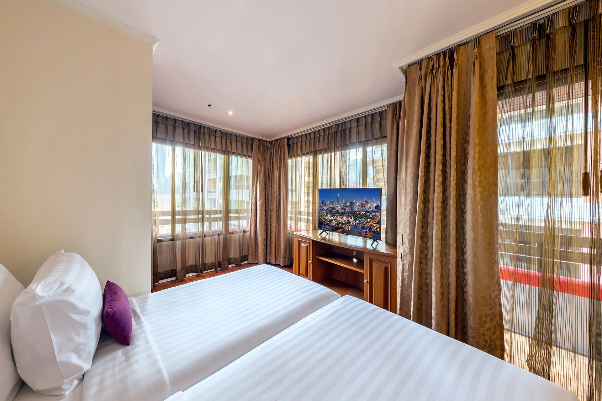 BandaraBangkok-Suite-and-Residence-Penthouse-Reseidence15